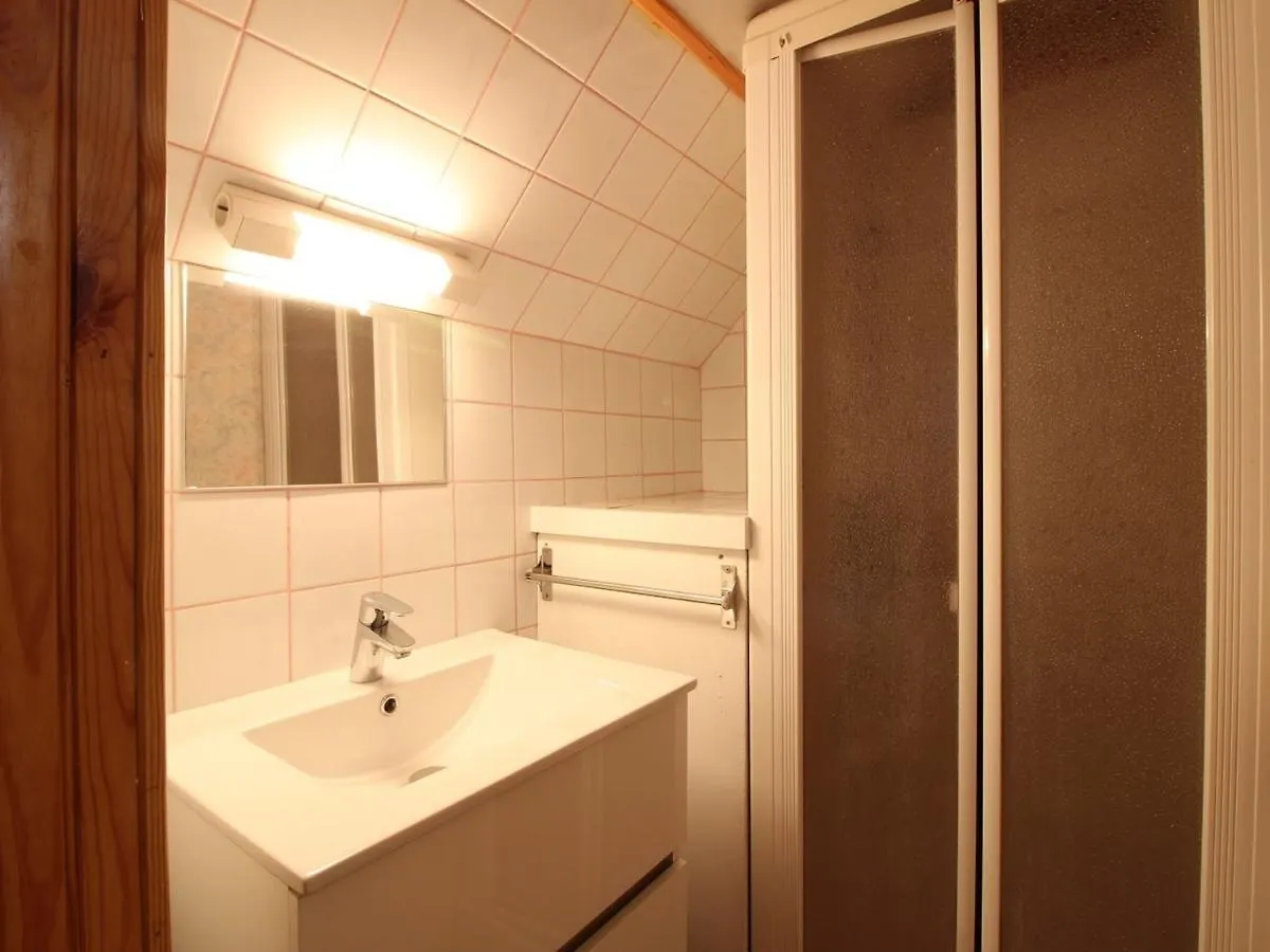 Holiday home Chalet Au Mont-Dore, 300M Du Centre, 6 Pieces, Garage, Terrain Pentu, Ideal 8 Pers, Animaux Non Acceptes. - Fr-1-608-4 France